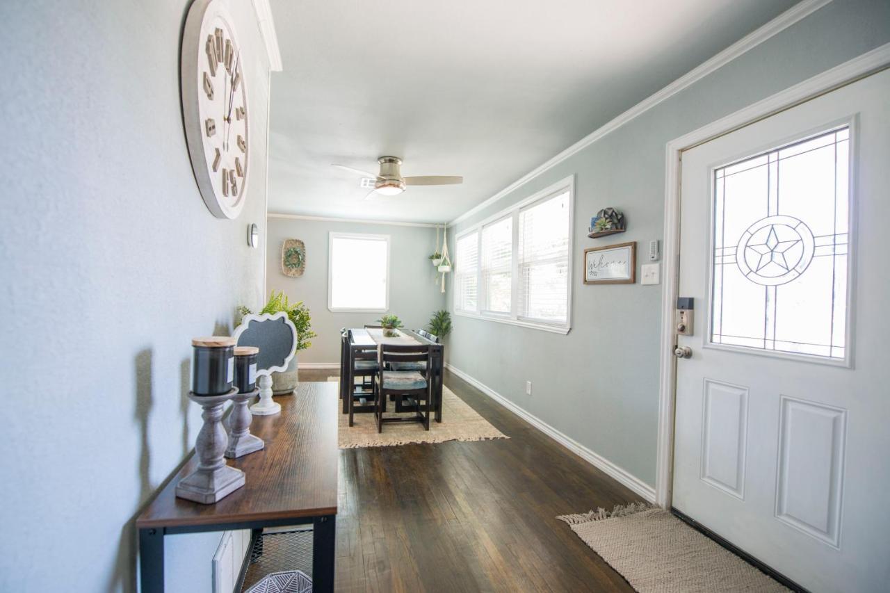 Ferienhaus Walk To The Silos! 3 Bed 1960's Near Baylor